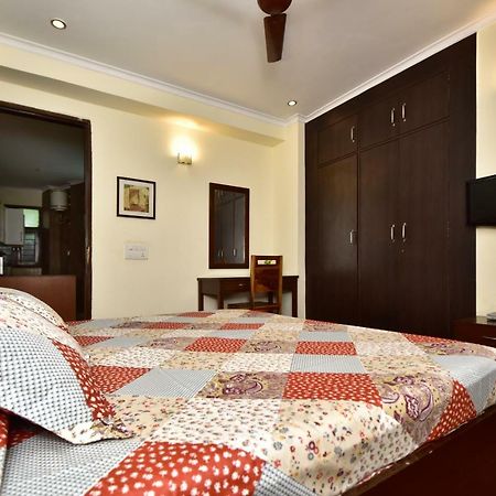 2Bhk Comfortable Furnished Serviced Apartments In Hauz Khas - Woodpecker Apartments Нью-Дели Экстерьер фото